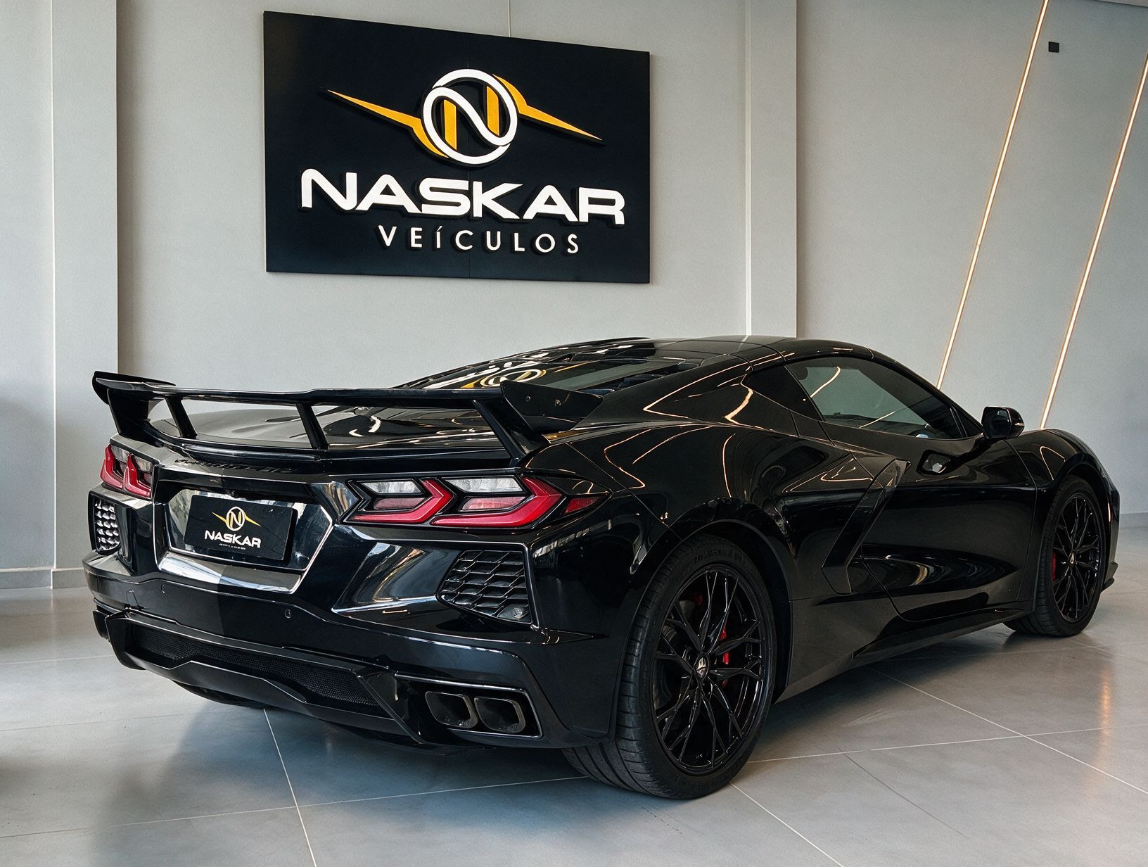 CHEVROLET CORVETTE STINGRAY 2026 — frente