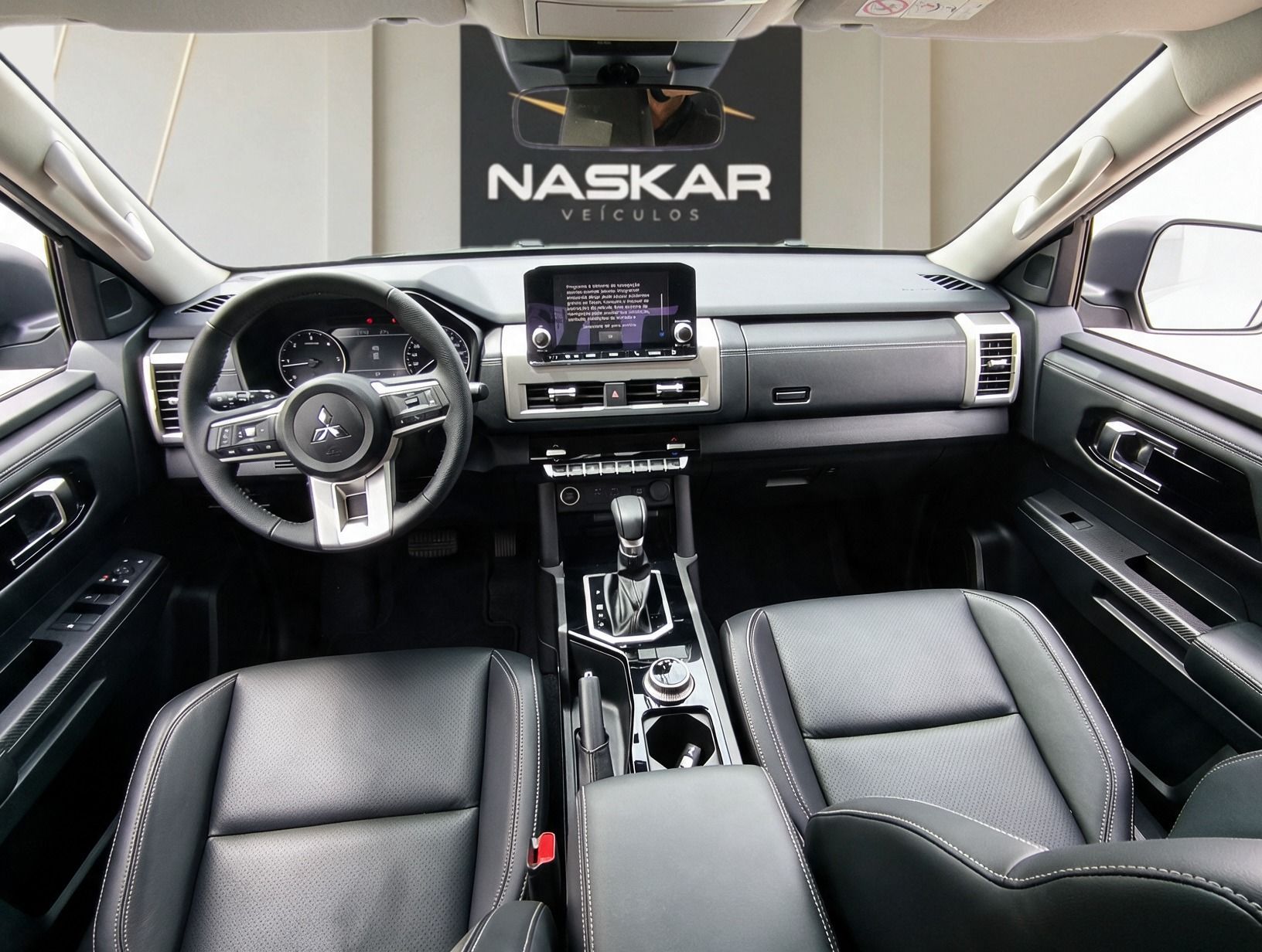 MITSUBISHI TRITON HPE 2.4 4X4 TB DIESEL AUT 2026 — foto 7