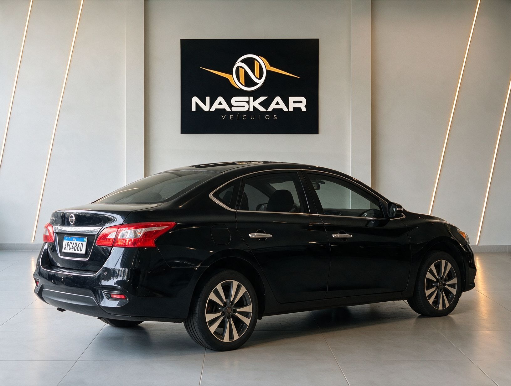 NISSAN SENTRA 20SV CVT 2020 — foto 4