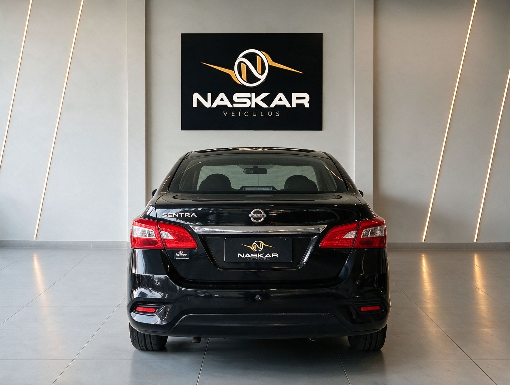 NISSAN SENTRA 20SV CVT 2020 — foto 5