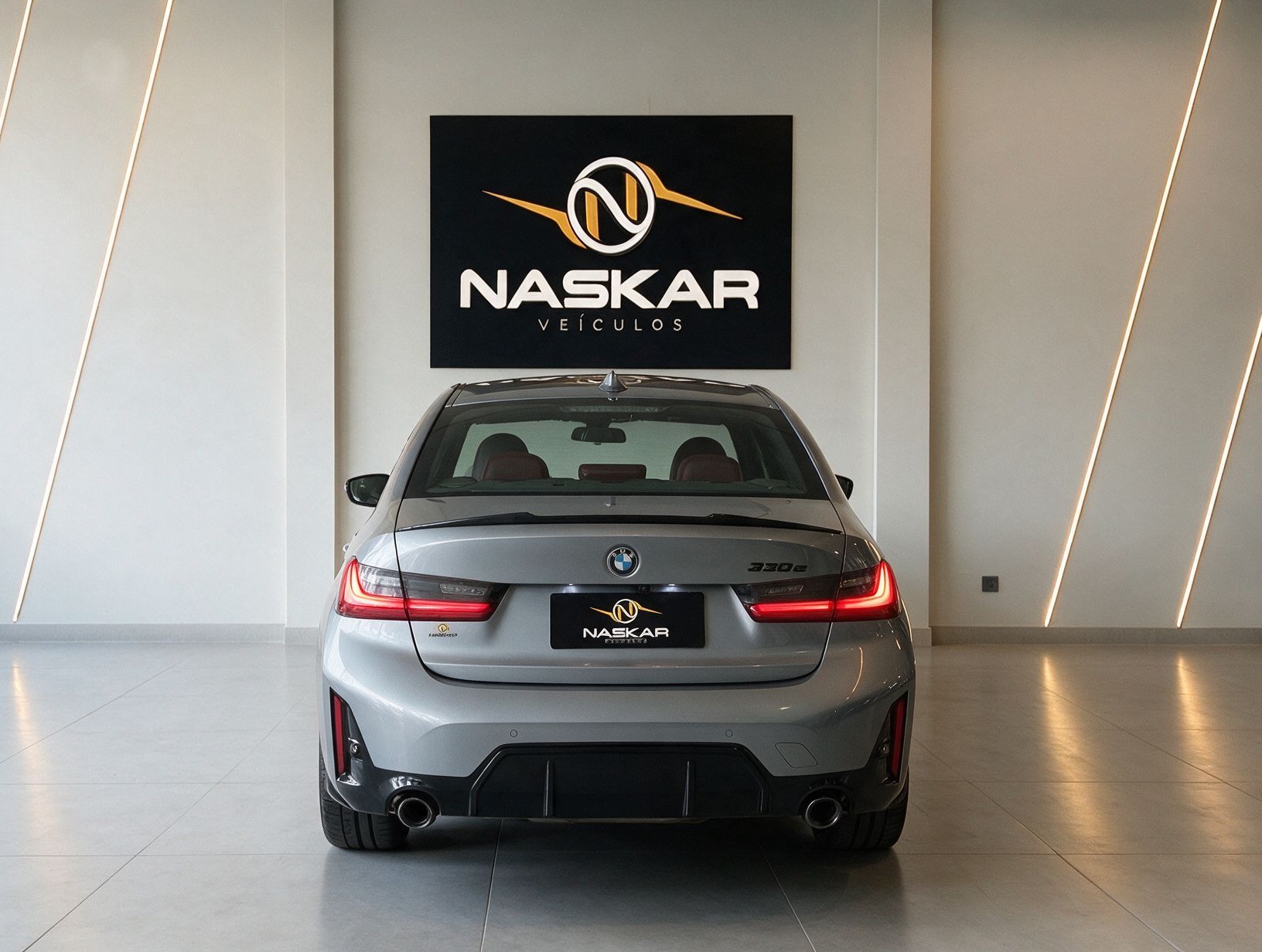 330E M SPORT 2.0 TURBO HIBRIDO 2024 — foto 12
