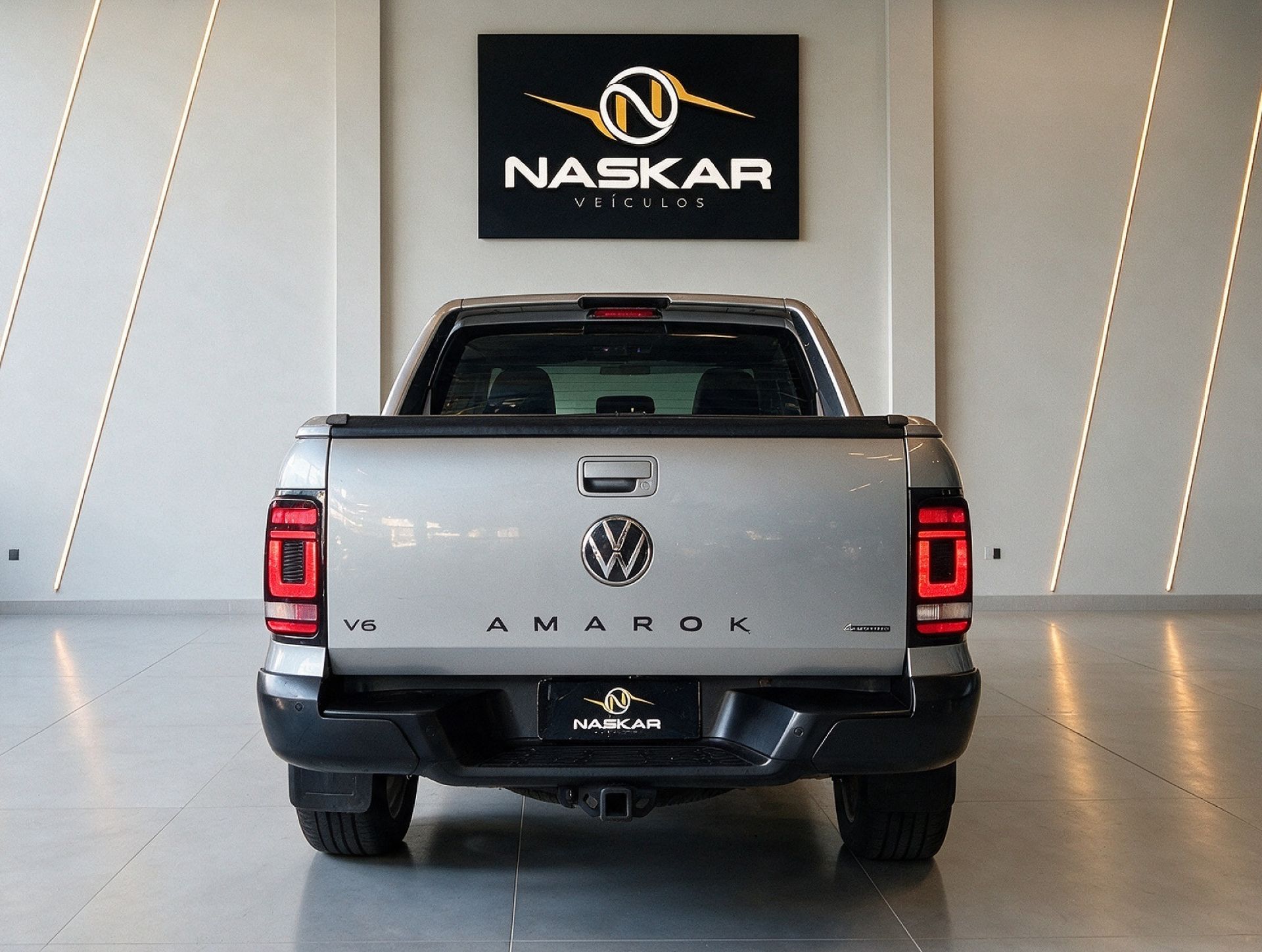 VOLKSWAGEN AMAROK V6 EXTREME 2025 COM LONA ELETRICA — foto 7