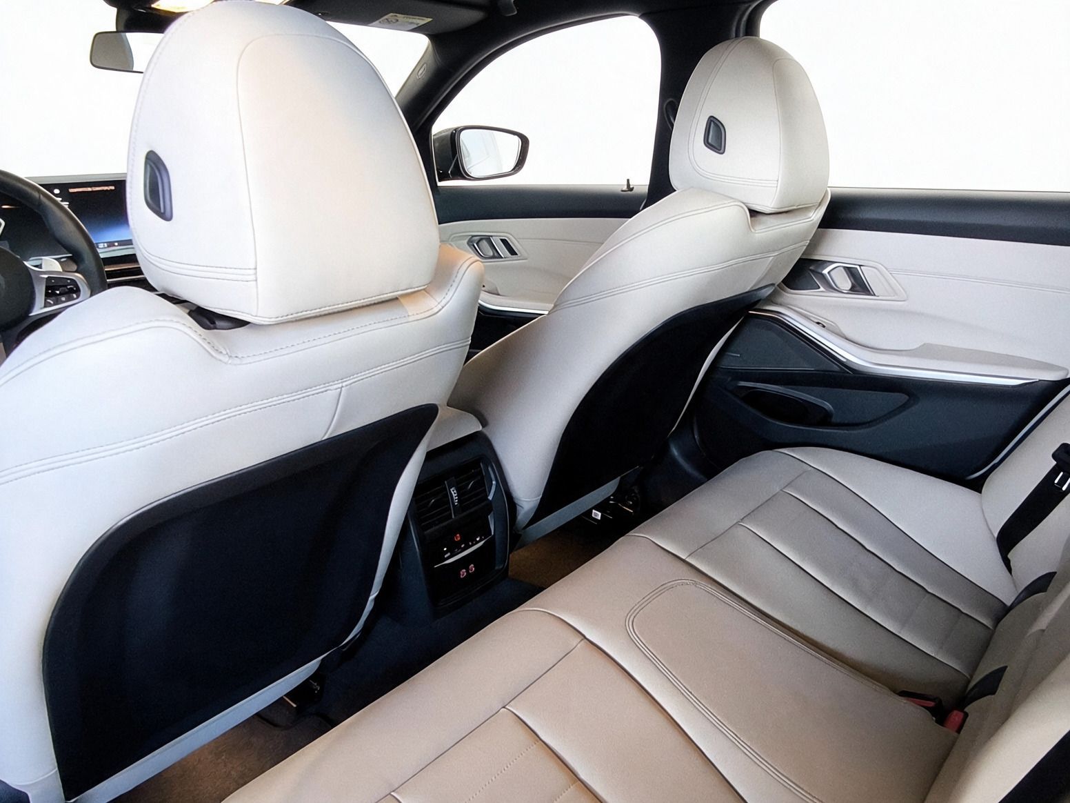 BMW 320I M SPORT FLEX 2024 — frente