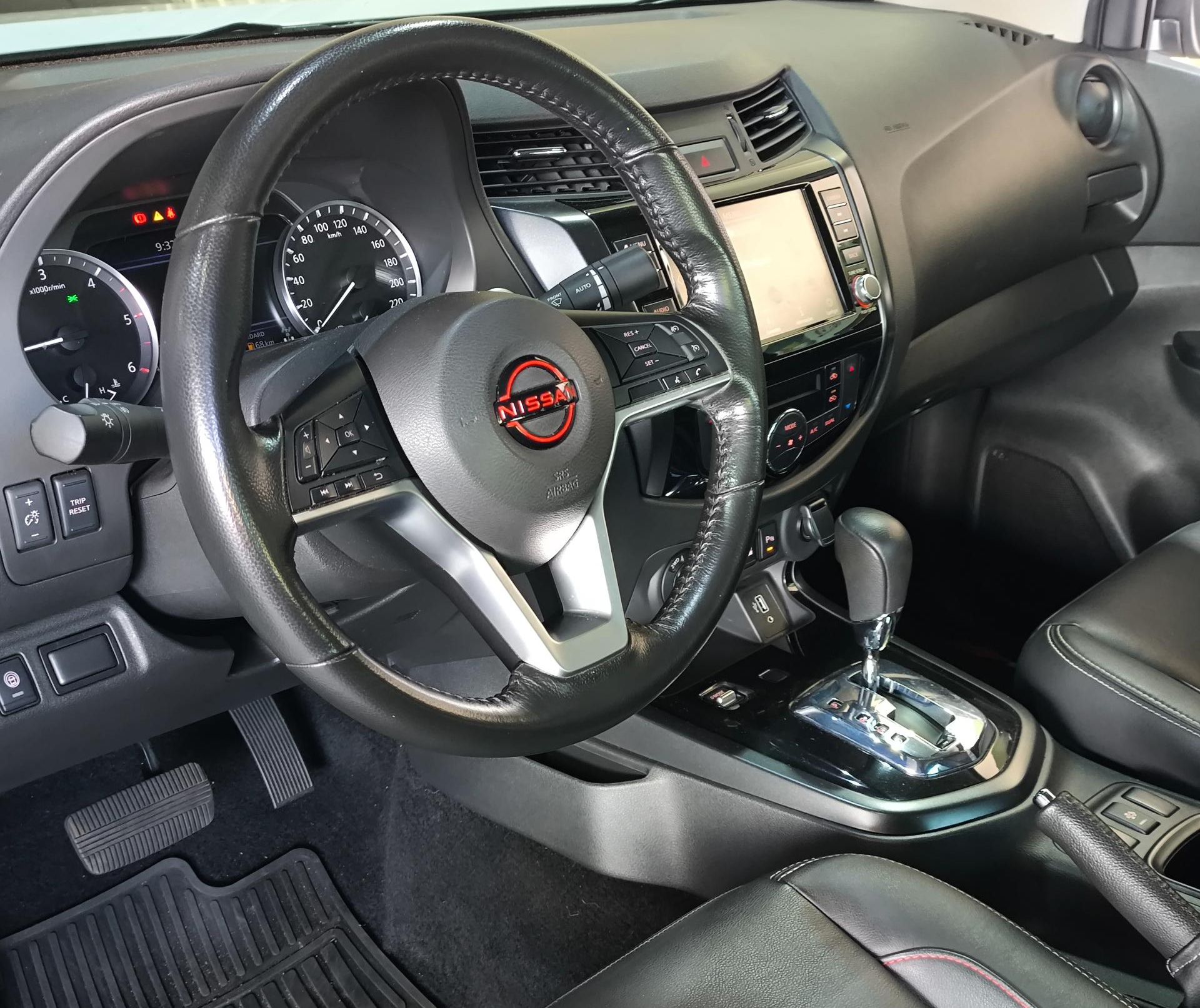 NISSAN FRONTIER PRO4X 2024 — foto 6