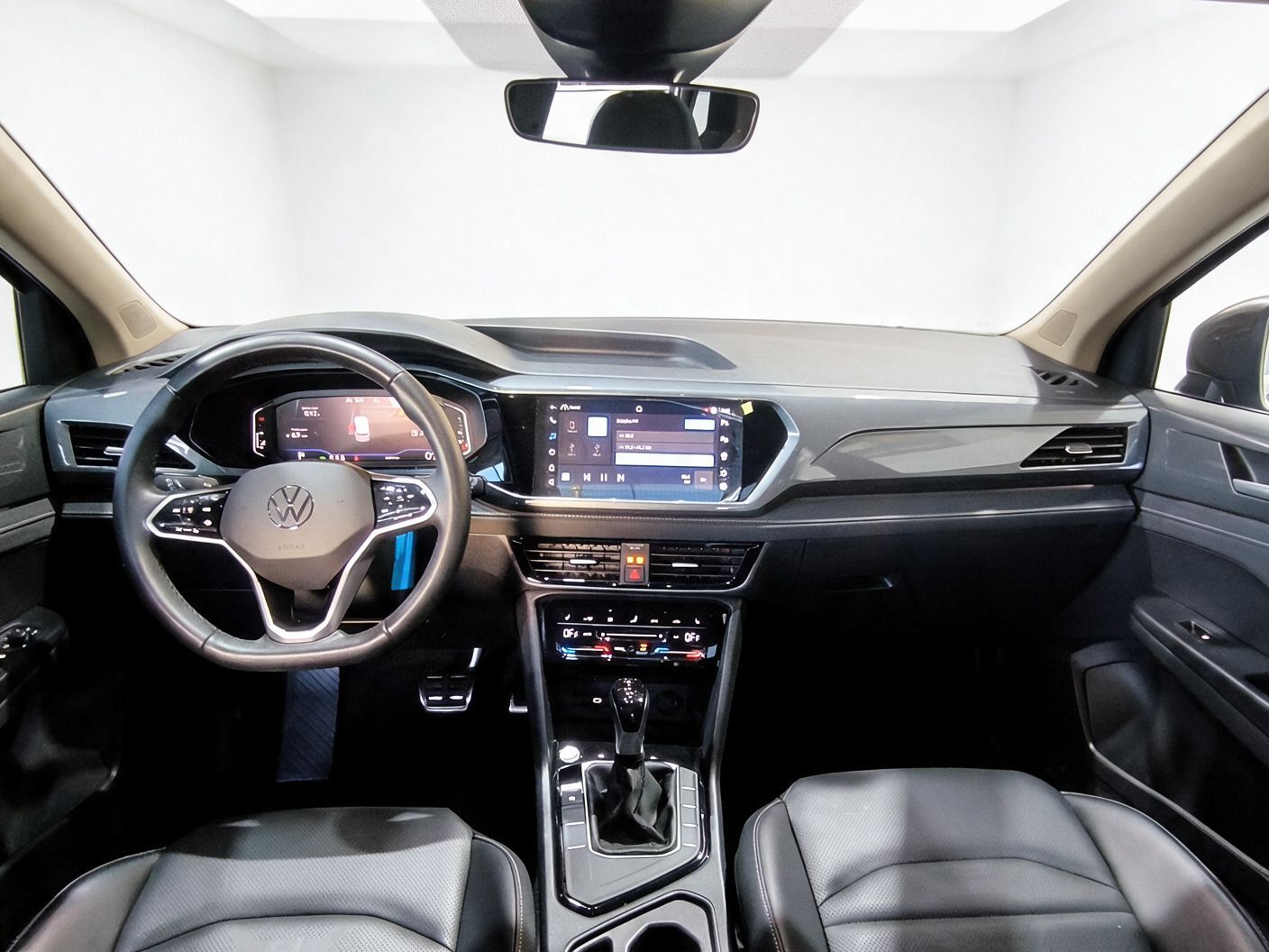 VOLKSWAGEN TAOS 1.4 250 TSI FLEX HIGHLINE AUT — foto 6