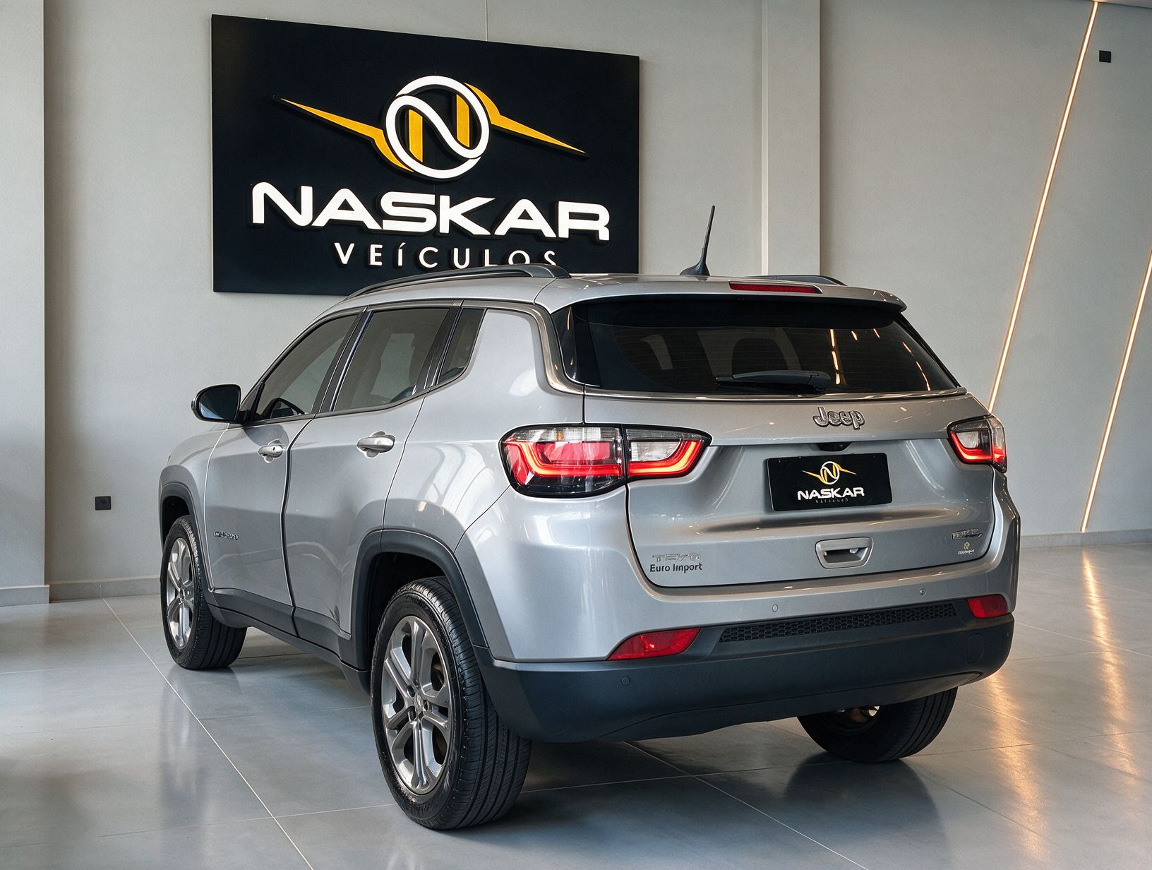 JEEP COMPASS LONGITUDE 1.3 FLEX TB 2023 — foto 5