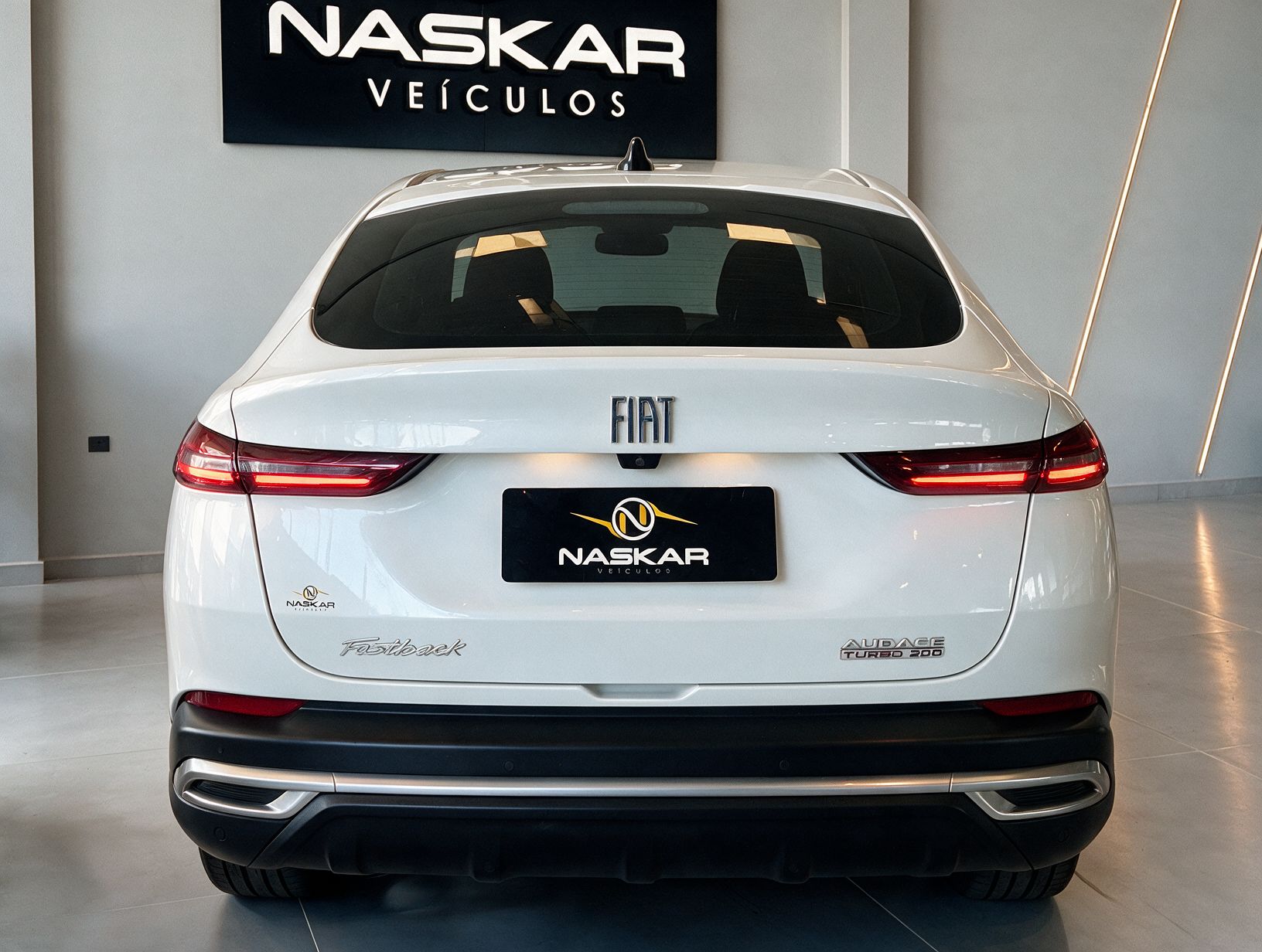 FIAT FASTBACK AUDACE 2024 — foto 2