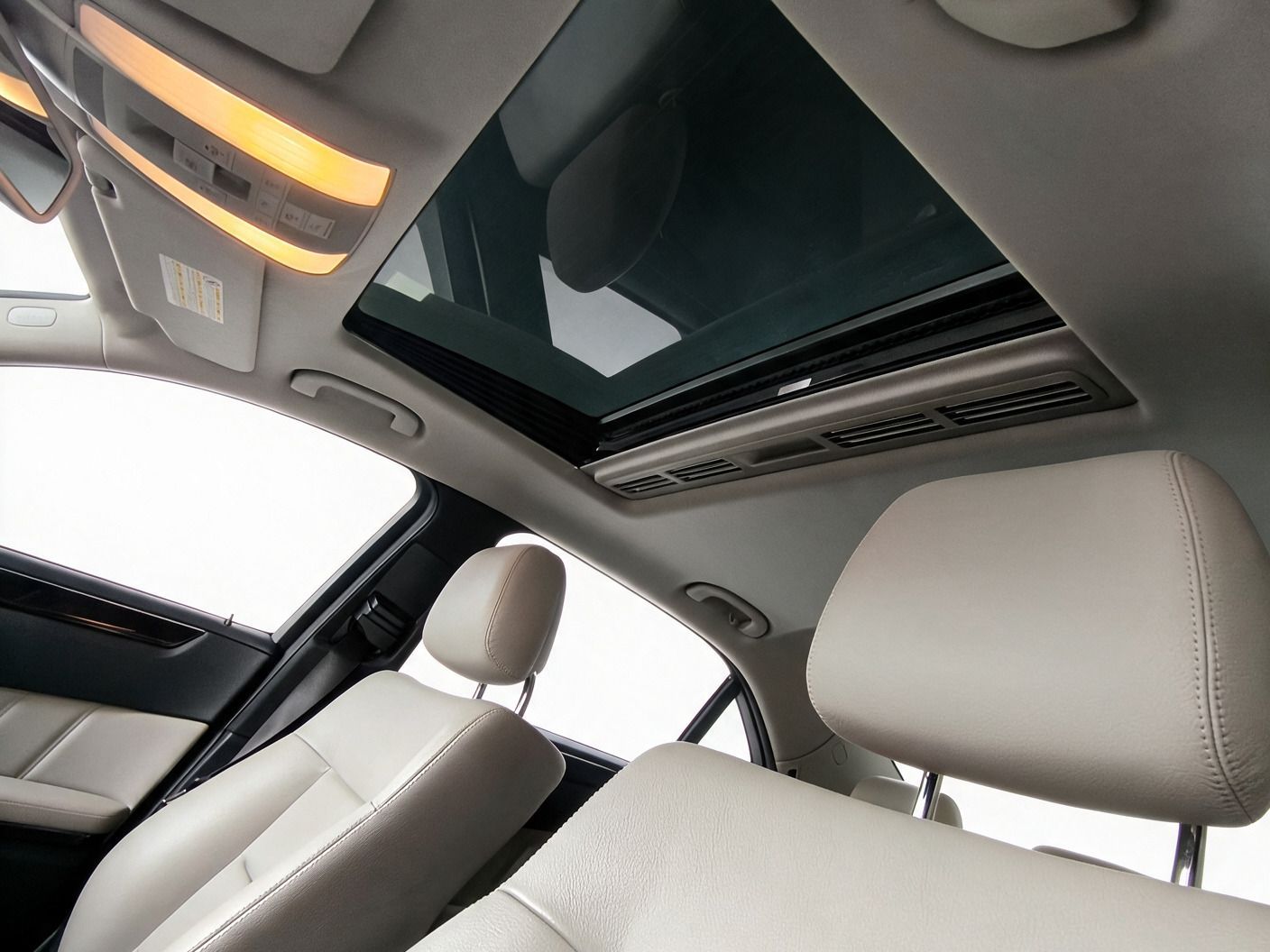 MERCEDES-BENZ E 250 CGI 2013 — foto 3