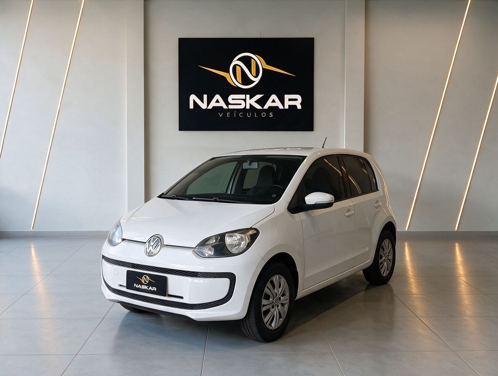 VOLKSWAGEN UP MOVE IMOTION 2015 — foto 7