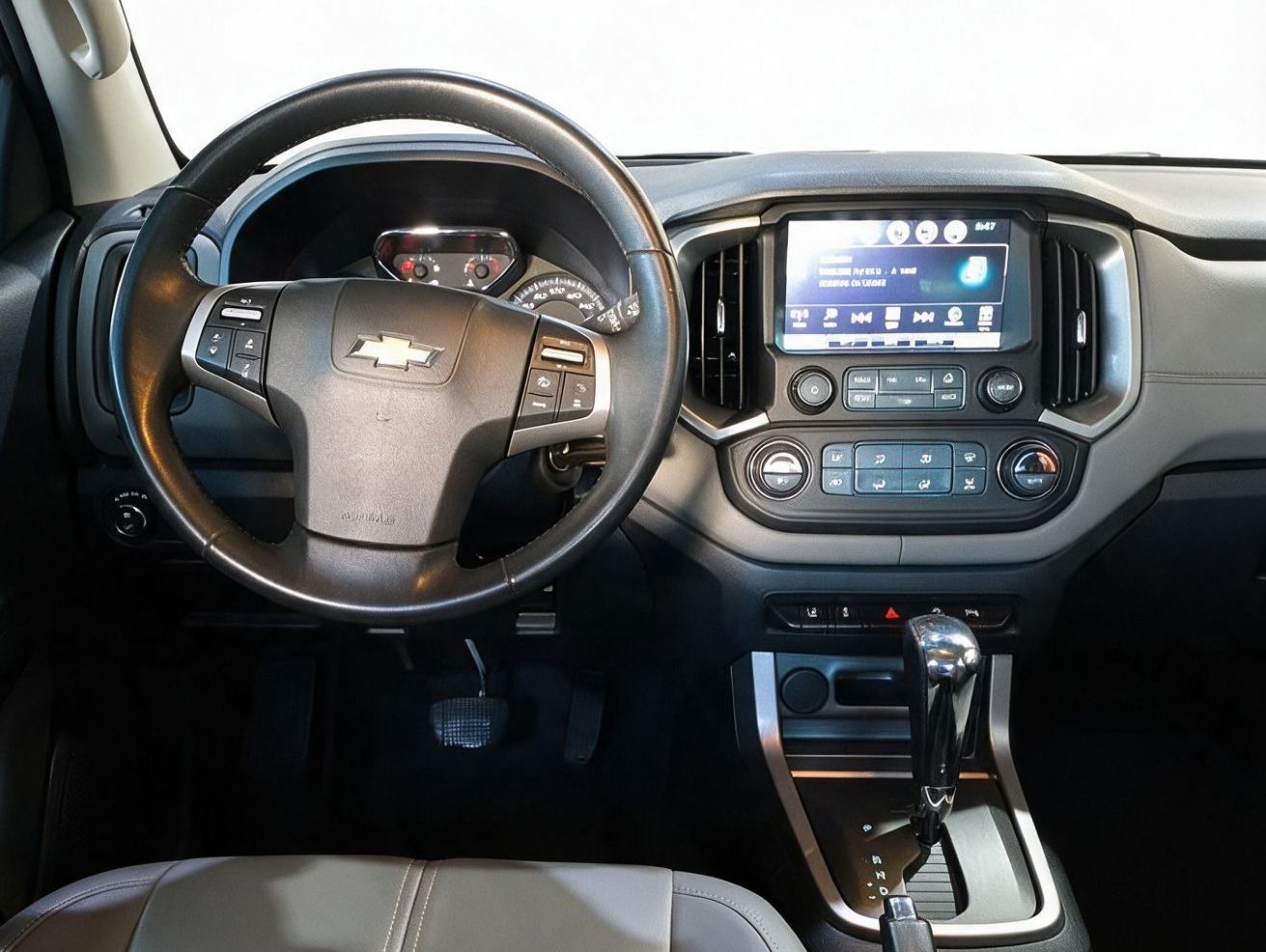 CHEVROLET S10 LTZ AUT 4X4 DIESEL 2020 — frente