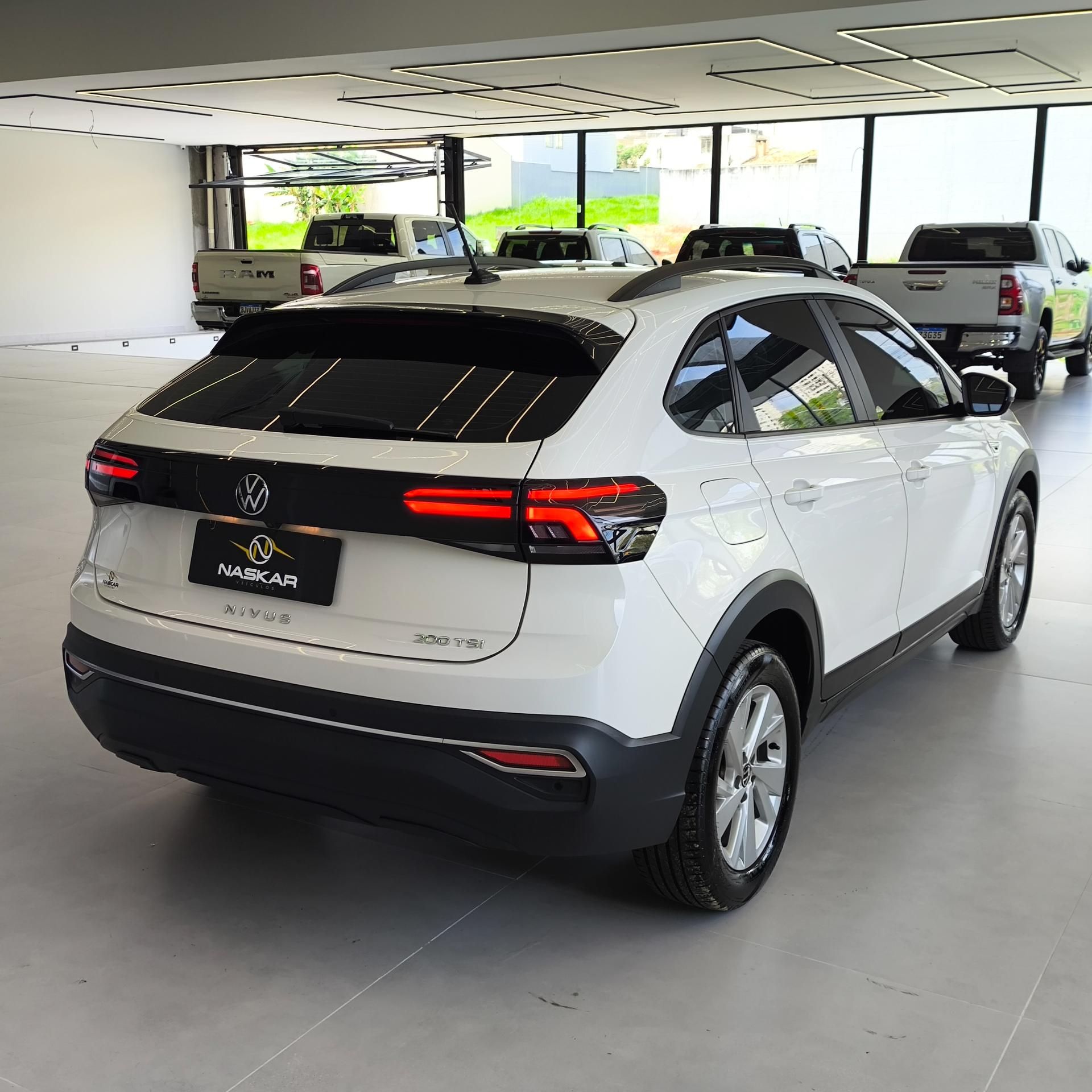 VOLKSWAGEN NIVUS CONFORTLINE TSI 2024 — foto 4